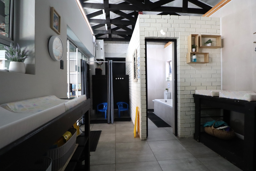 4 Bedroom Property for Sale in Sherwood Eastern Cape